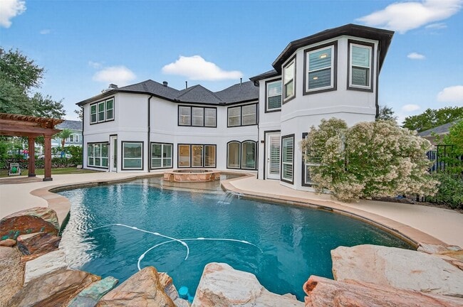 Building Photo - 2019 Bendstone Cir