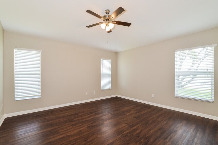 Building Photo - 3110 Mandolin Dr