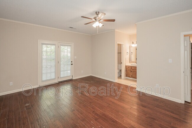 Building Photo - 5314 Austin St
