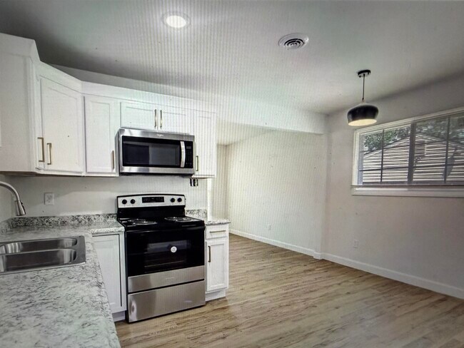Building Photo - 4838 Shayne Ln