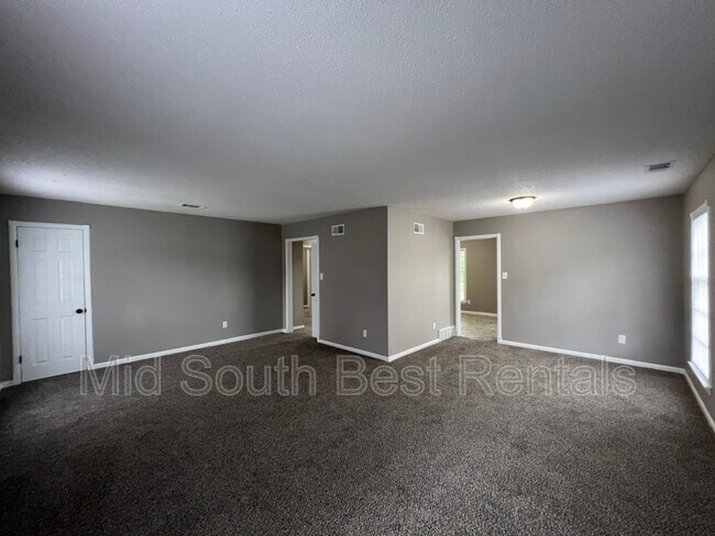 Building Photo - 1145 Prescott Rd
