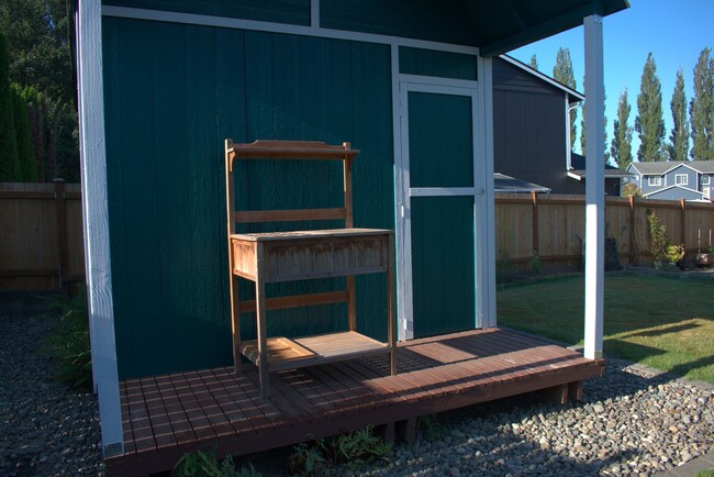 Building Photo - OPEN HOUSE SATURDAY 5/3/25 FROM 1:00-3:00 ...