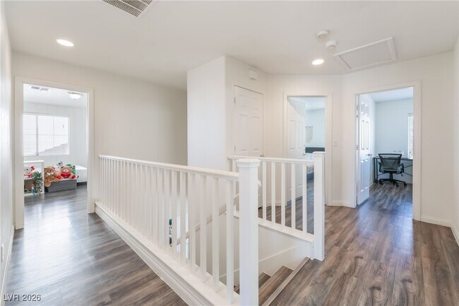 Building Photo - 8179 Palace Monaco Ave