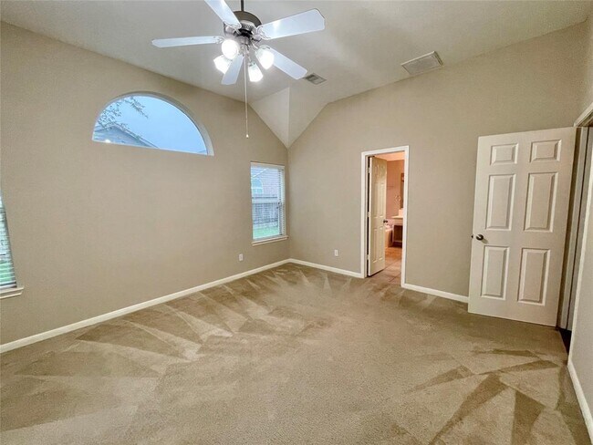 Building Photo - 6014 Conroy Pointe Ln