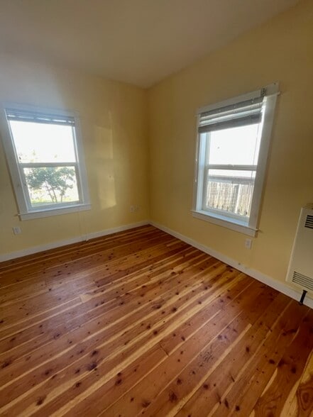 Back Bedroom - 34 Missoula Ave