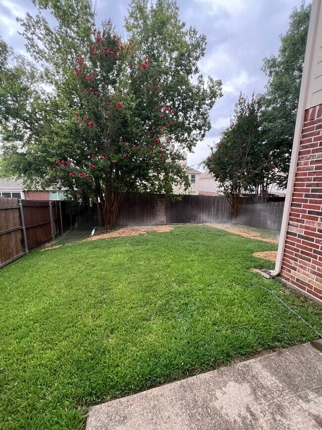 Building Photo - Rare Opportunity- 3-Bedroom Home in Gated ...