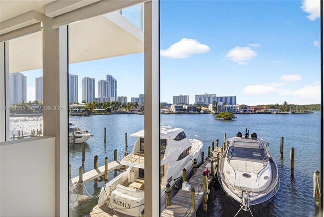 Building Photo - 400 Sunny Isles Blvd