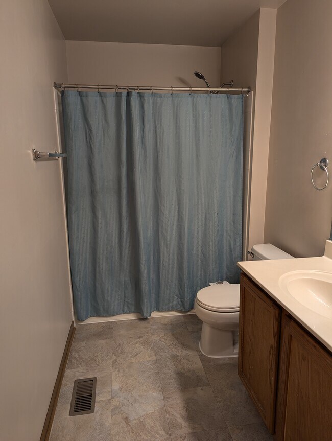 Building Photo - 2905 Kentshire Cir