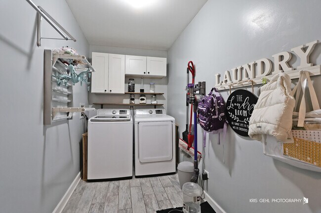 Building Photo - 2764 Olympic Ct