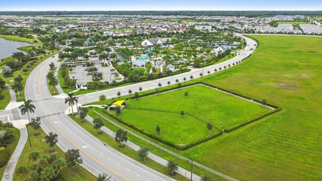 Building Photo - 14236 Gray Bark Bnd