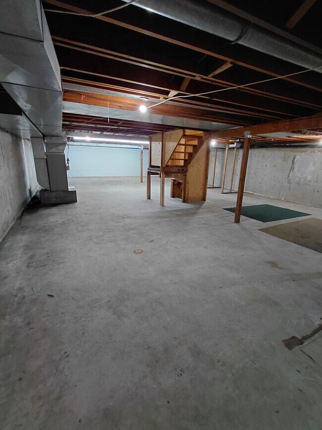 Building Photo - Silverdale Area Home