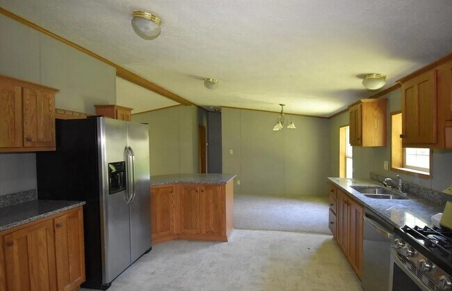 Building Photo - 516 Pearl Ave