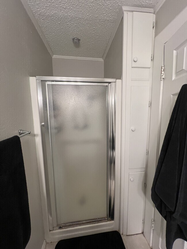 Building Photo - 3101 26th St