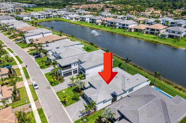 Building Photo - 9524 Riverside Pk Dr