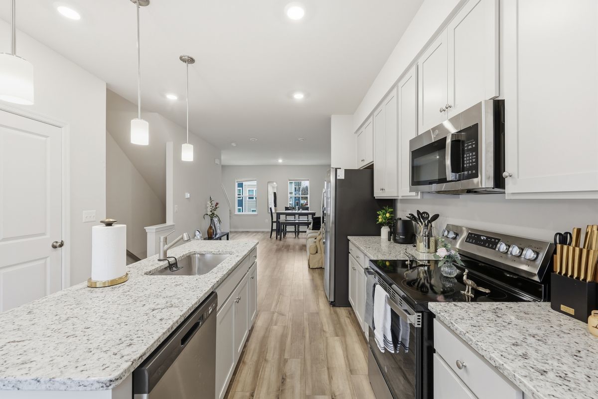 Building Photo - 336 Mineral Springs Rd