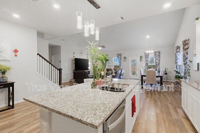 Building Photo - 12108 Icon Rdg