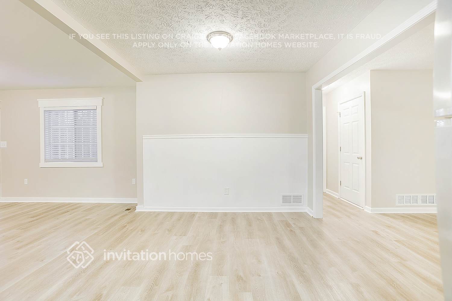 Building Photo - 39 Little John Way