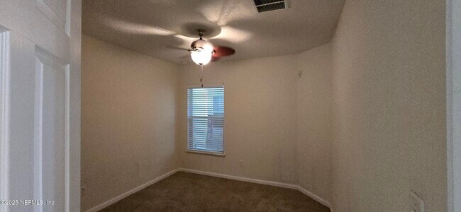 Building Photo - 3700 Kirkpatrick Cir