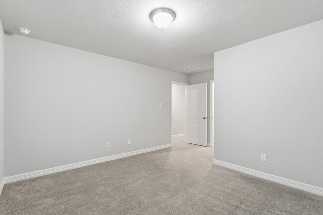 Building Photo - 119 Buttonwood Ct