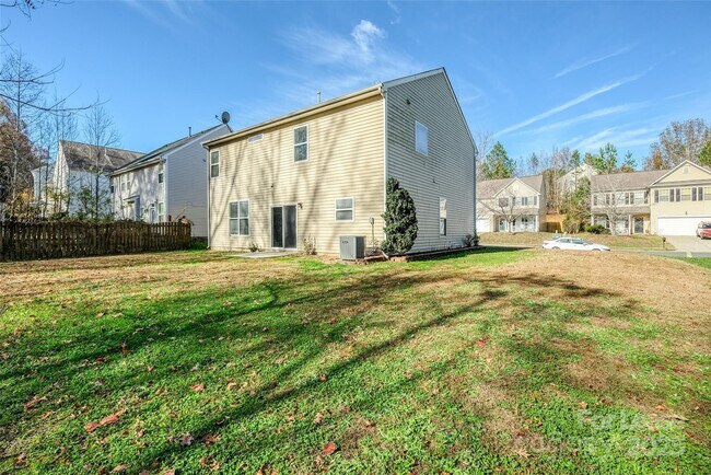 Building Photo - 13027 Rothe House Rd