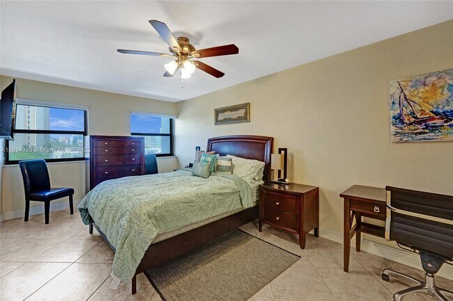 Building Photo - 1201 S Ocean Dr