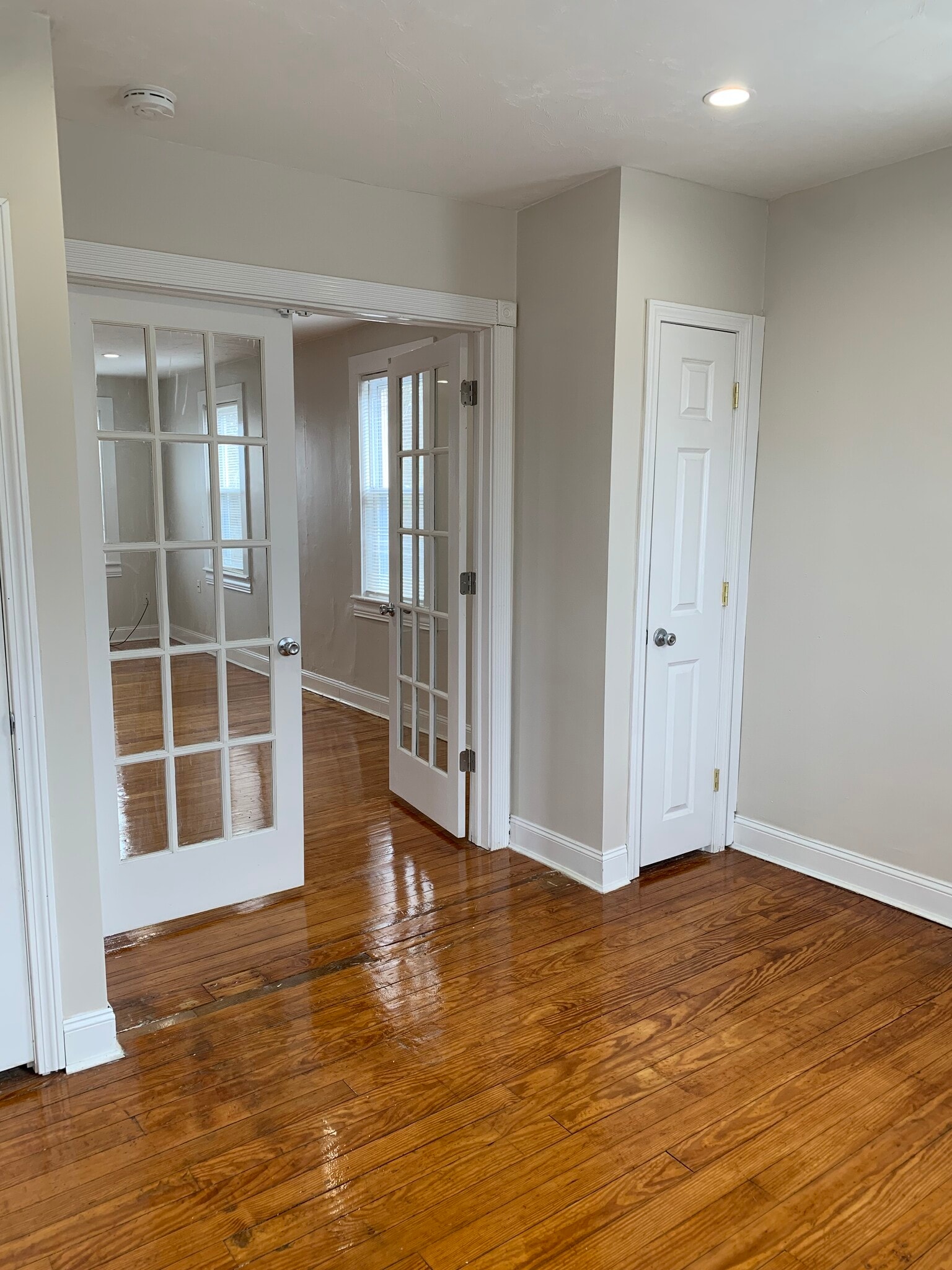 Building Photo - 5 Cordage St