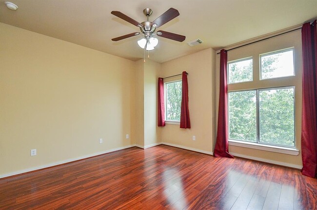 Building Photo - 5313 Ave J-
