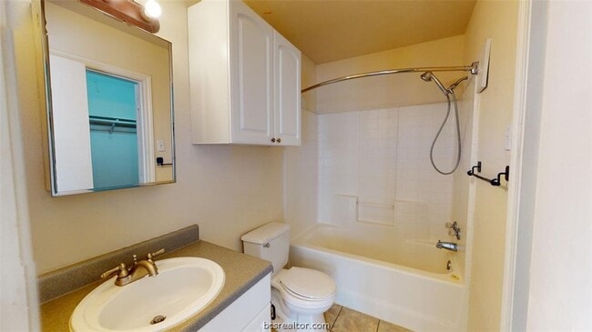 Building Photo - 1141 Oney Hervey Dr