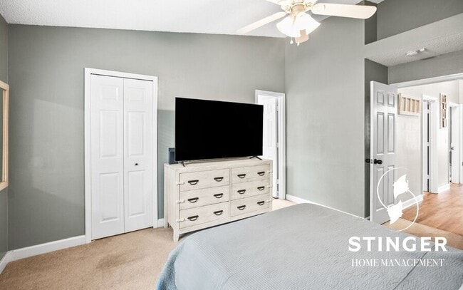 Building Photo - 16 Brindlewood Dr