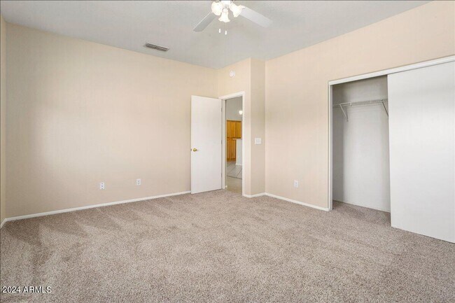 Building Photo - Spacious Corner Lot Home with 3-Car Garage in Surprise