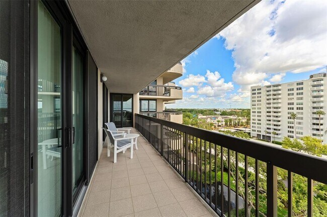 Building Photo - 2413 Bayshore Blvd