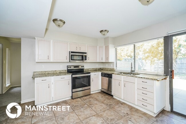 Building Photo - 7516 Four Winds Dr