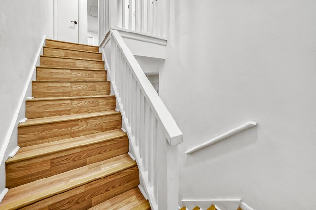 Building Photo - 2036 SW 69th Dr