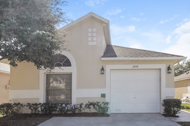 Building Photo - 2459 Parsons Pond Cir