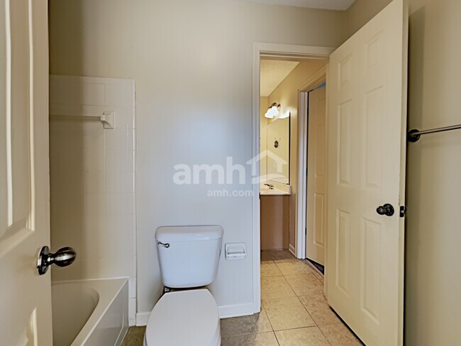 Building Photo - 7450 Shadow Run Lane