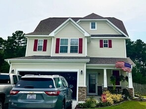 Building Photo - 306 Merrick Way
