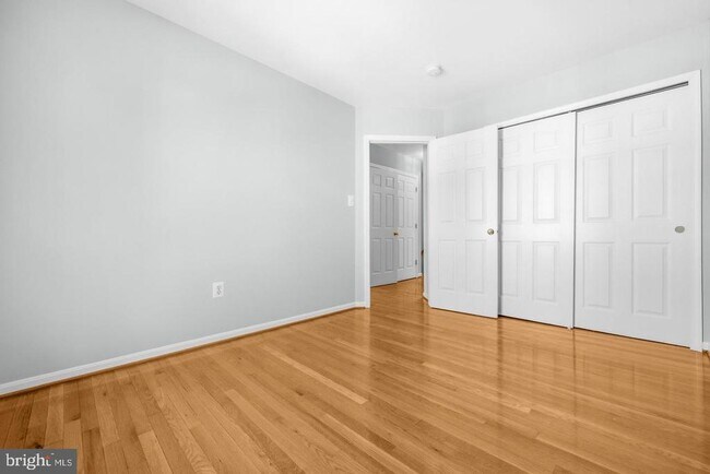 Building Photo - 6687 Roderick Loop