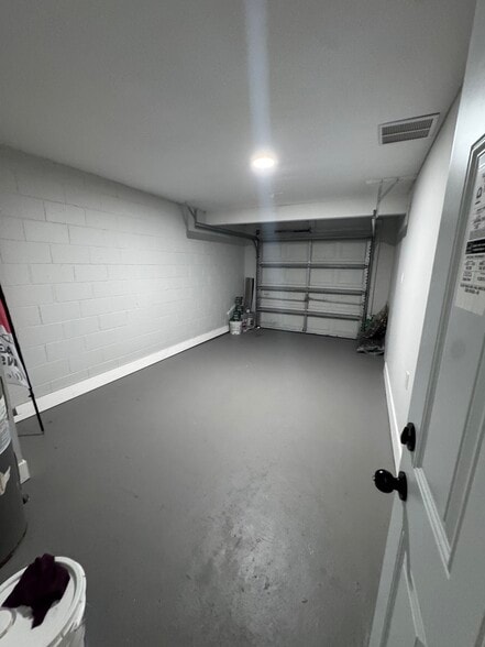 Building Photo - 6347 S Lansdale Cir