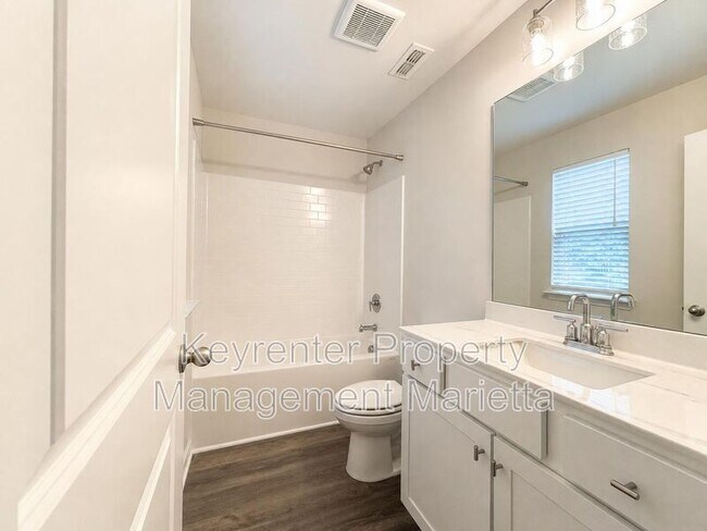 Building Photo - 101 Honeydew Ln
