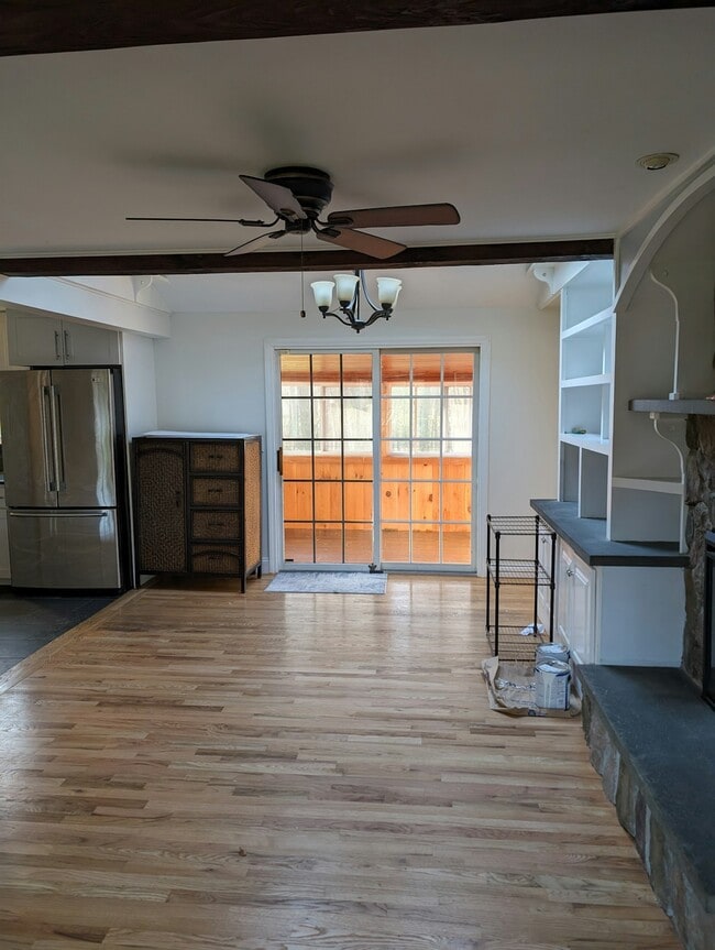 Building Photo - 247 Woodland Rd