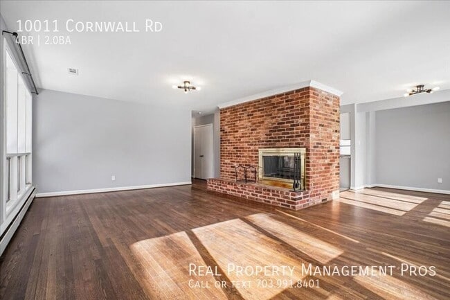 Building Photo - 10011 Cornwall Rd