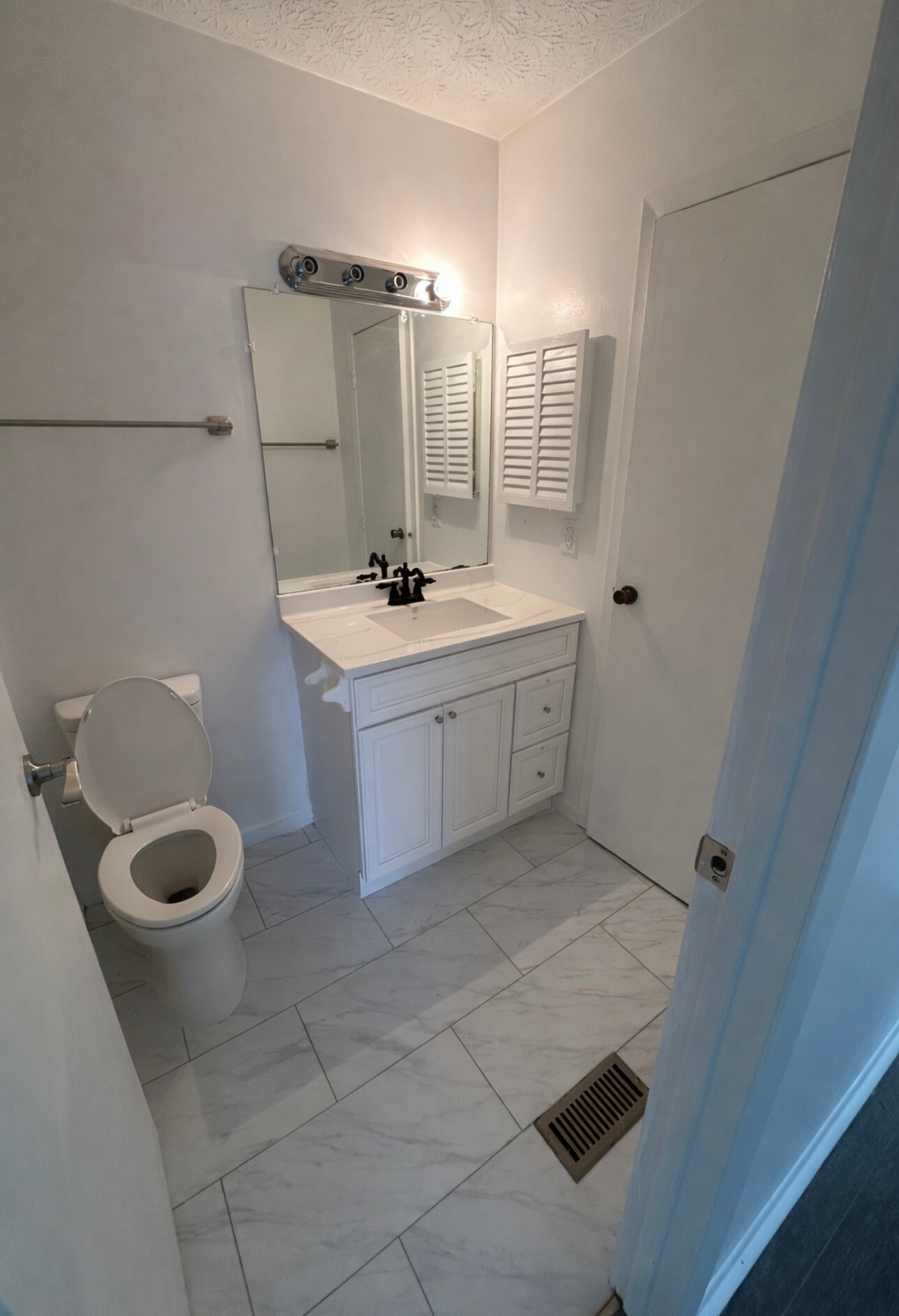 Building Photo - 3873 Millstone Rd