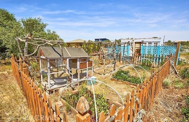 Building Photo - 7438 Woodcliff St