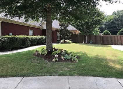 Building Photo - 6604 Lizzie Ln SE