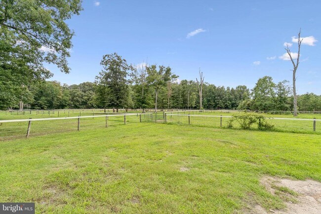 Building Photo - 15104 Gardner Rd