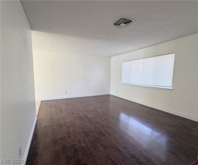 Building Photo - 1575 Cherokee Ln