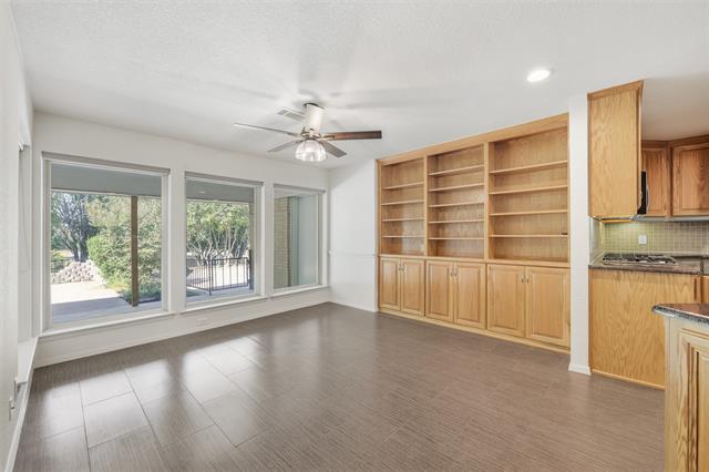 Building Photo - 6117 Lantana Ln