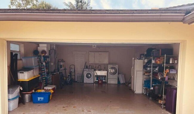 Building Photo - 7834 Edgewater Dr