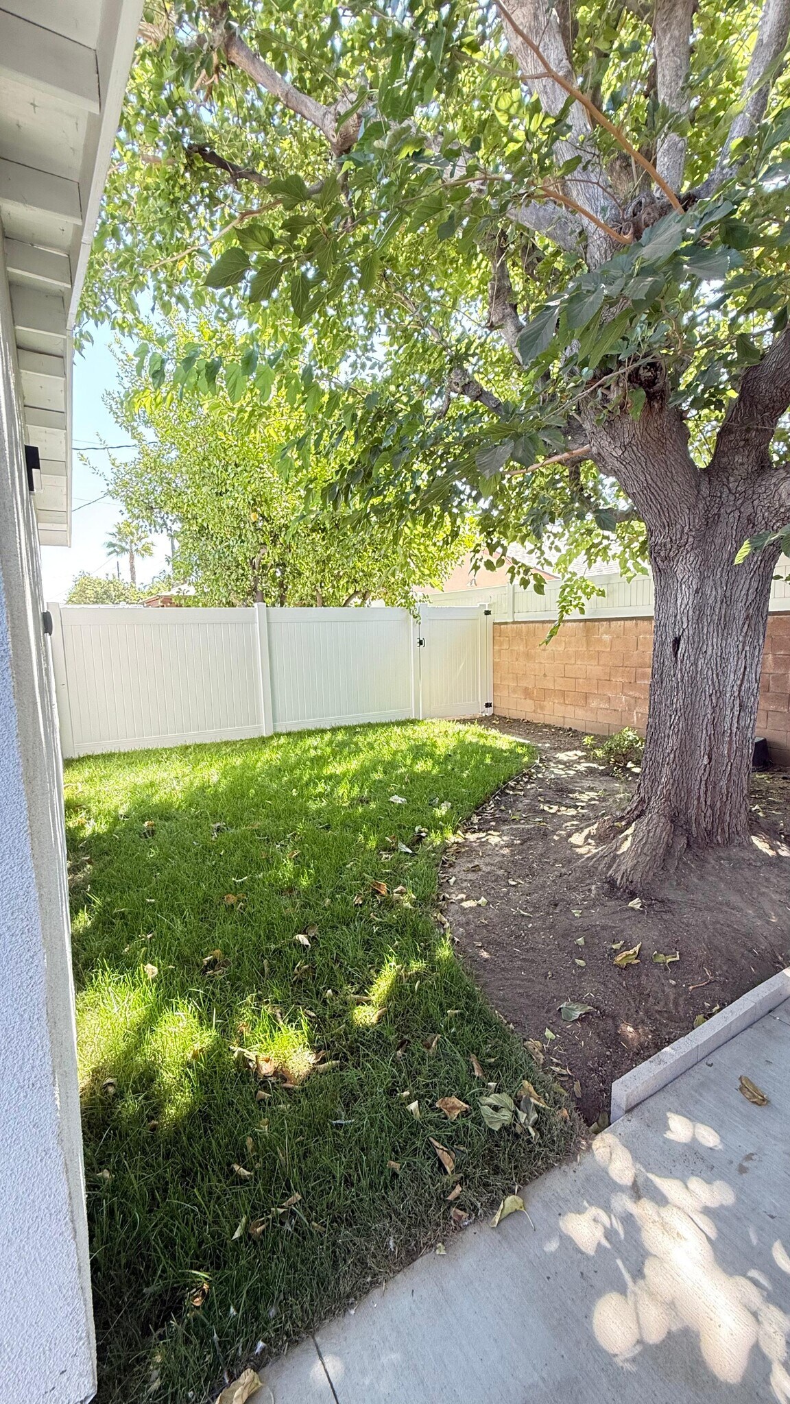 Building Photo - 18230 Chase St