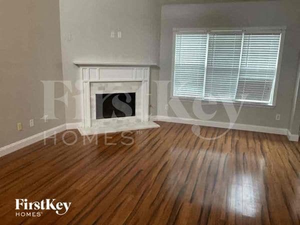 Building Photo - 3496 English Oaks Dr NW